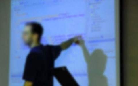 小学英语教师工作总结个人2022 小学英语教师工作总结德能勤绩廉