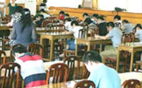 八年级期中考试总结会 八下期中考试总结