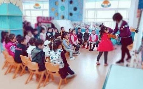 幼儿园中班月工作总结 幼儿园中班月工作总结表