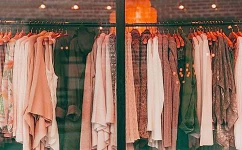 服装店长个人工作总结评价 服装店长工作总结与计划