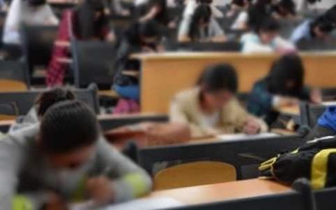 大学生社会实践活动自我总结100字左右 大学生社会实践报告总结3000字